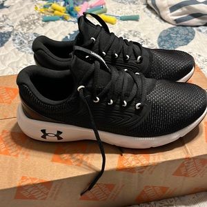 Under armour sneakers charged vantage 2 2e 9 wide new X